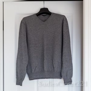 Men's J. Crew Gray V-neck Sweater Size S